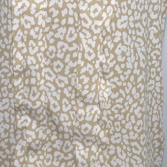 J. Crew Factory Blouse Women's Small Tan Animal Print Sleeveless Pintuck Keyhole - Picture 5 of 7